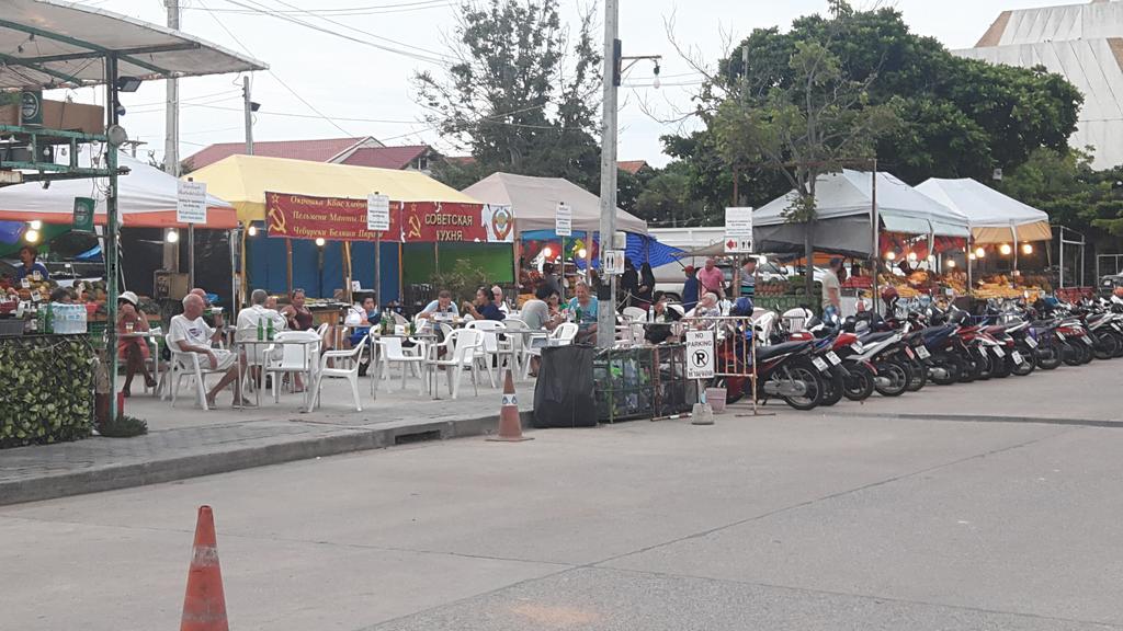 Casanova Inn Pattaya Exteriör bild